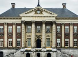 Normal_stadhuis_groningen