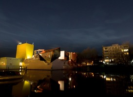 Normal_groninger_museum__nacht