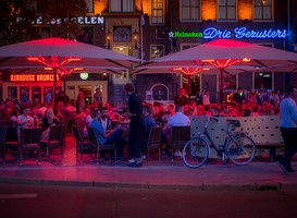 Normal_drie_gezusters_studenten_groningen